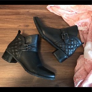 Dana Buchman Black Quilted Ankle Boots